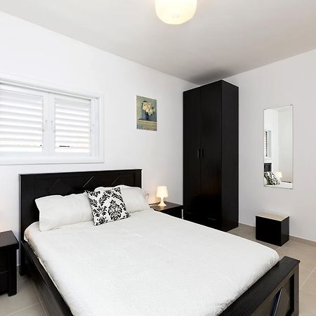 Home4Trip Bat Yam Zimmer foto