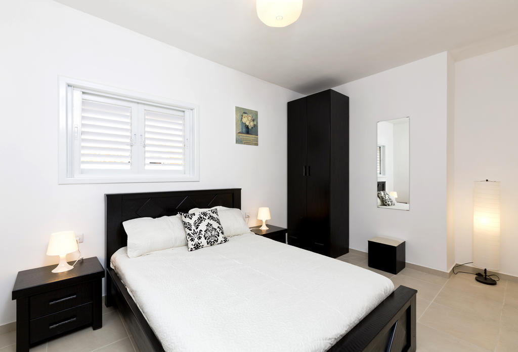 Home4Trip Bat Yam Zimmer foto