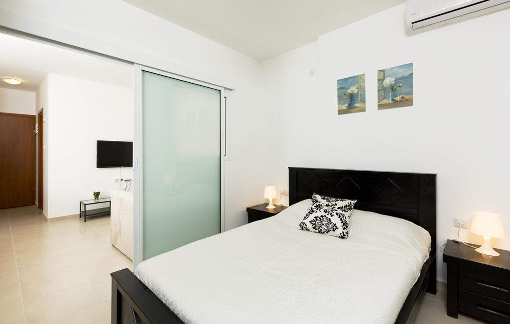 Home4Trip Bat Yam Zimmer foto