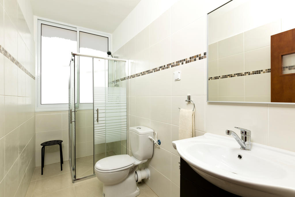 Home4Trip Bat Yam Zimmer foto